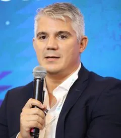 Andres Zulueta